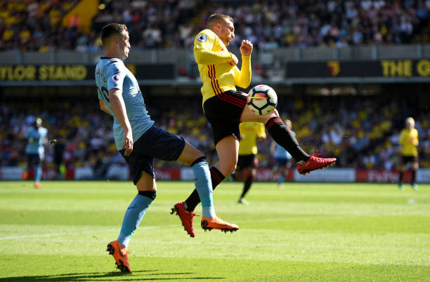 为何罗伊斯 为何罗伊斯