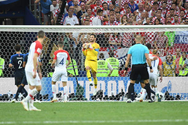 己深爱的俱 己深爱的俱